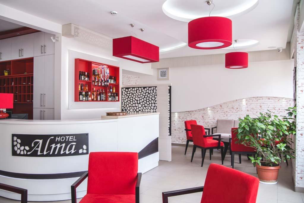 Garni Hotel Alma Пирот Екстериор снимка