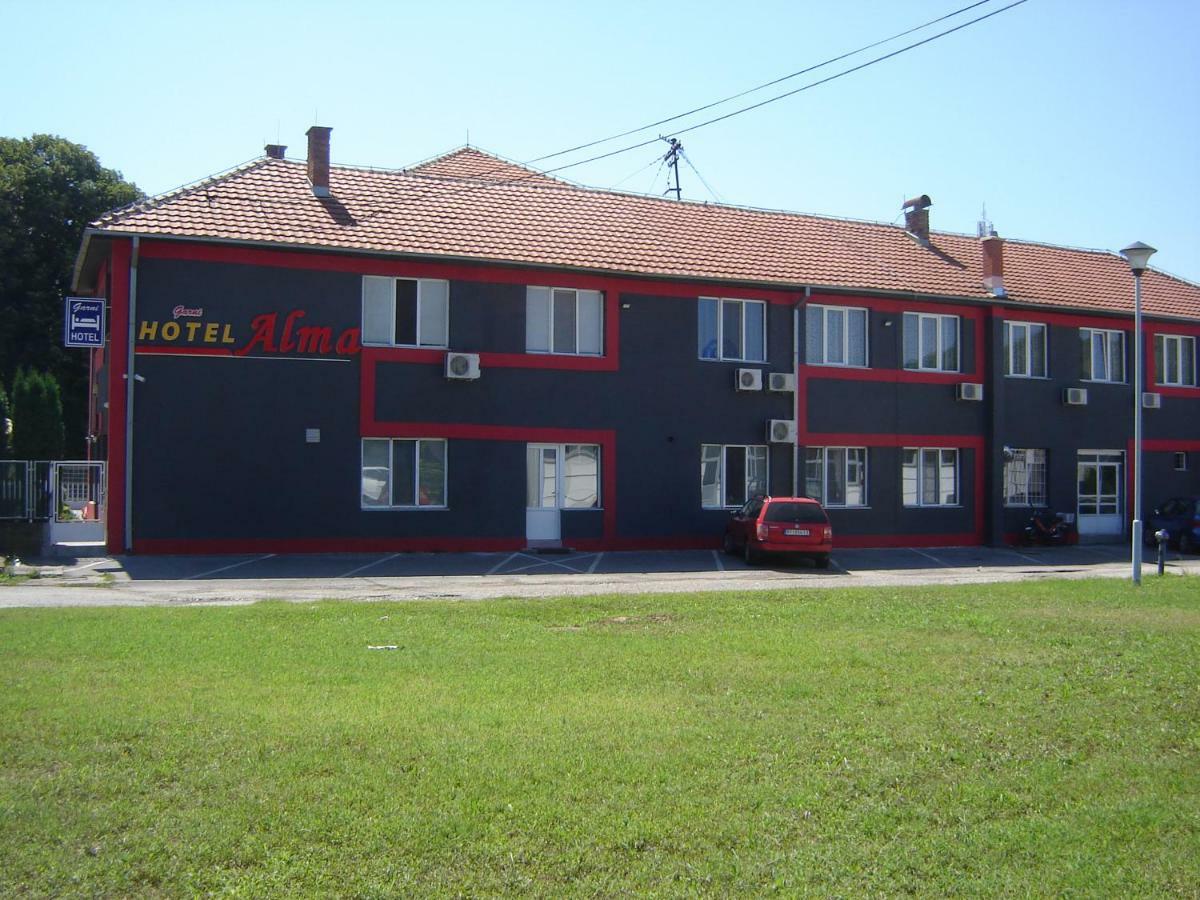 Garni Hotel Alma Пирот Екстериор снимка
