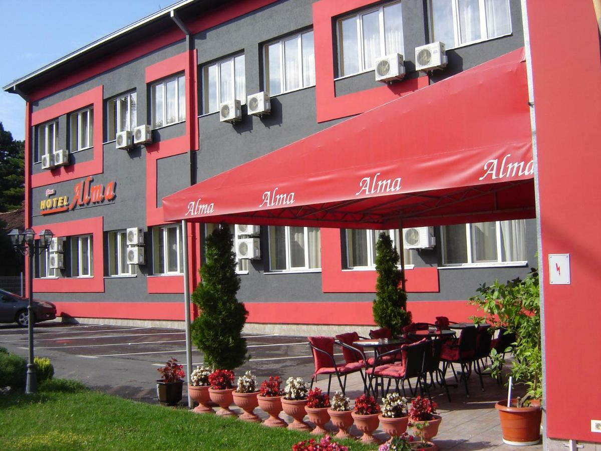 Garni Hotel Alma Пирот Екстериор снимка