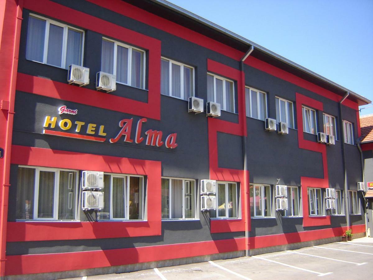 Garni Hotel Alma Пирот Екстериор снимка