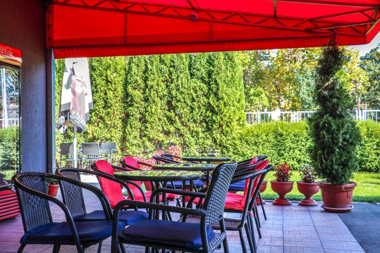 Garni Hotel Alma Пирот Екстериор снимка